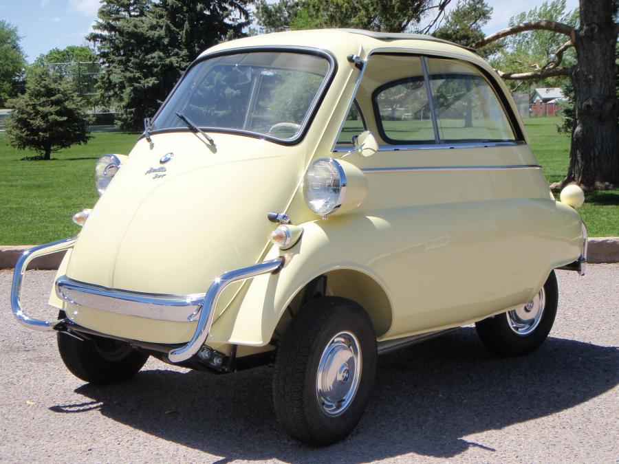  BMW Isetta 300 White 1957 года  (фото 8 из 8)
